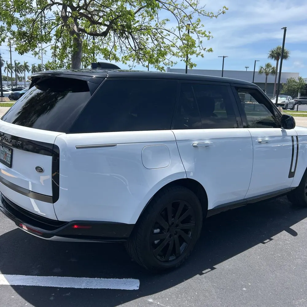 2023 Land Rover Range Rover P400 SE