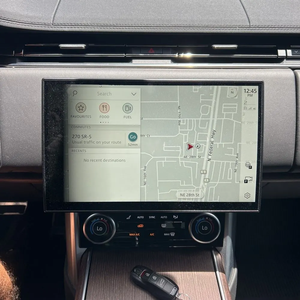 2023 Land Rover Range Rover P400 SE