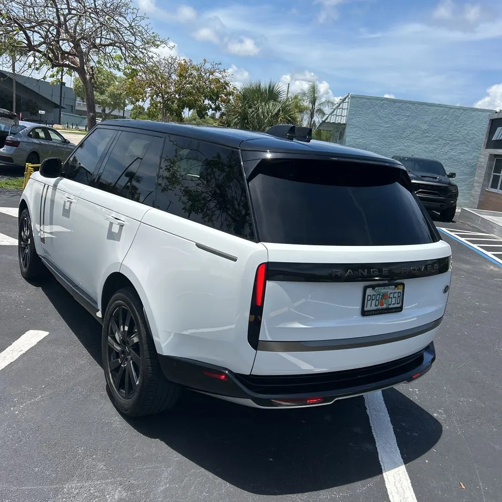 2023 Land Rover Range Rover P400 SE