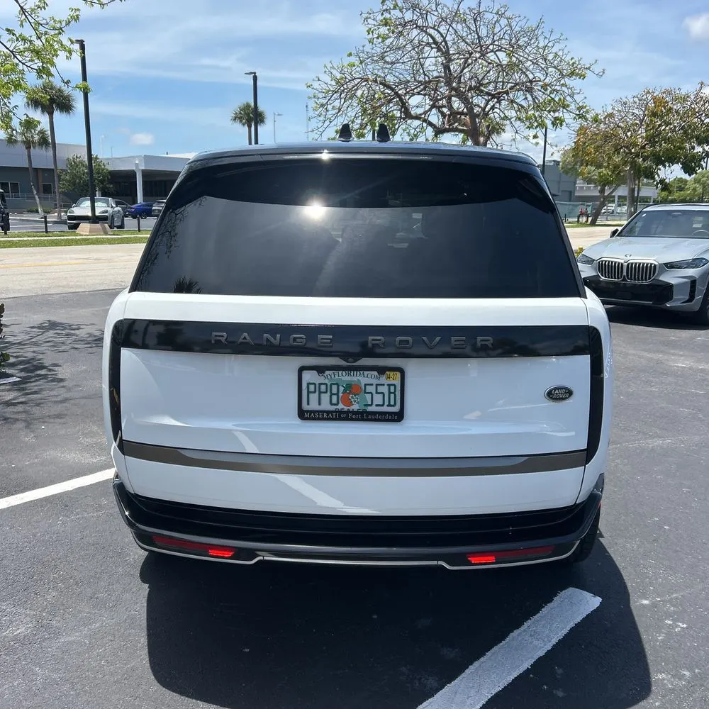 2023 Land Rover Range Rover P400 SE