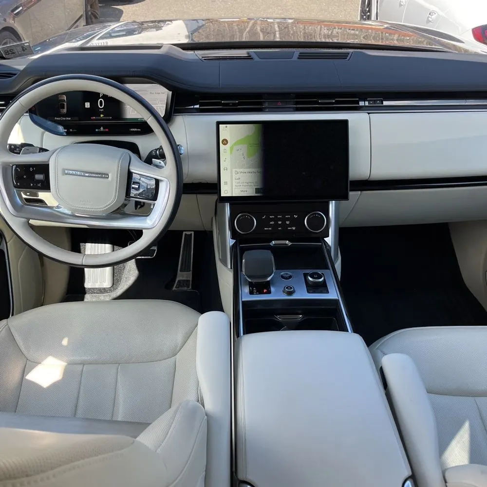 2023 Land Rover Range Rover P530 SE LWB