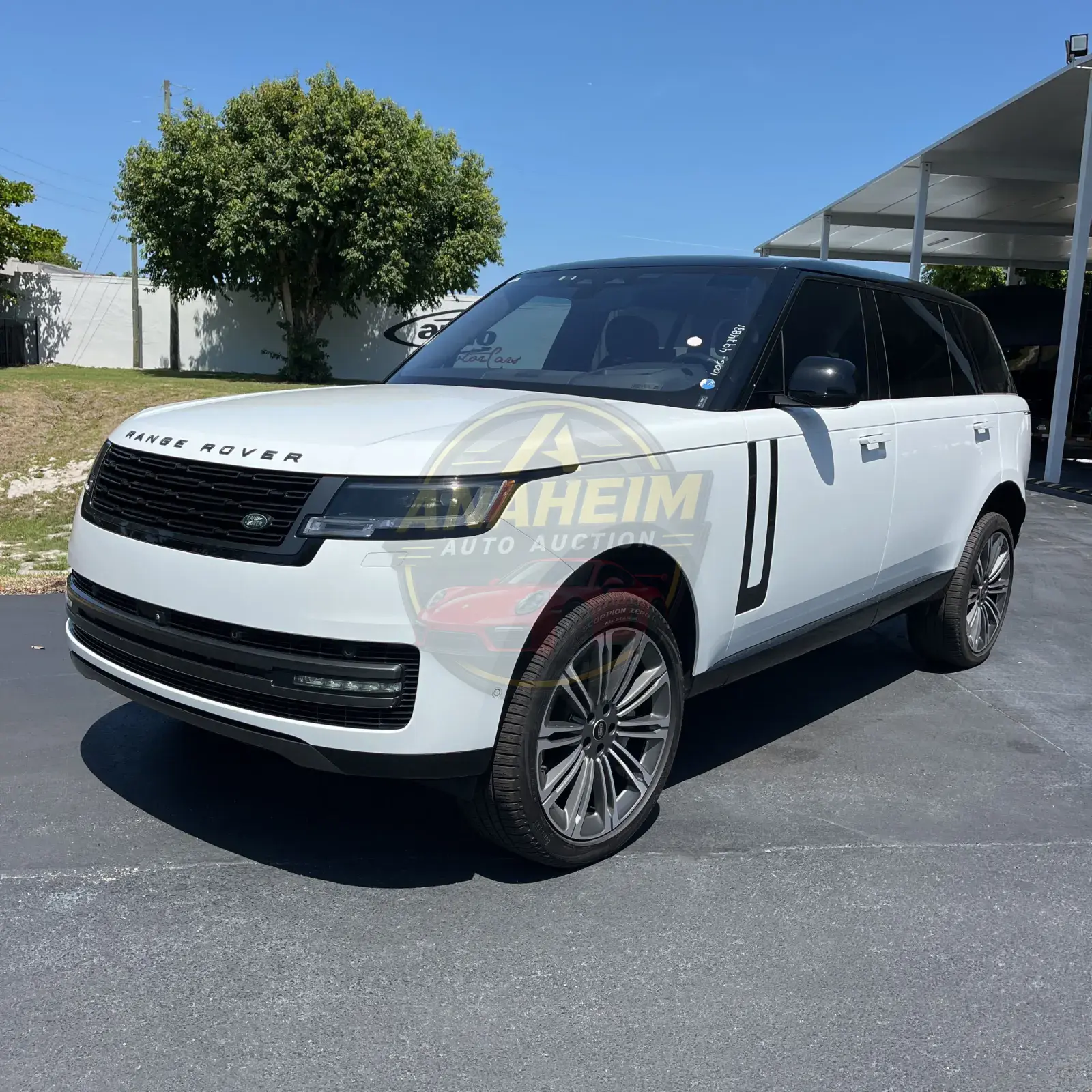 2023 Land Rover Range Rover P530 SE LWB