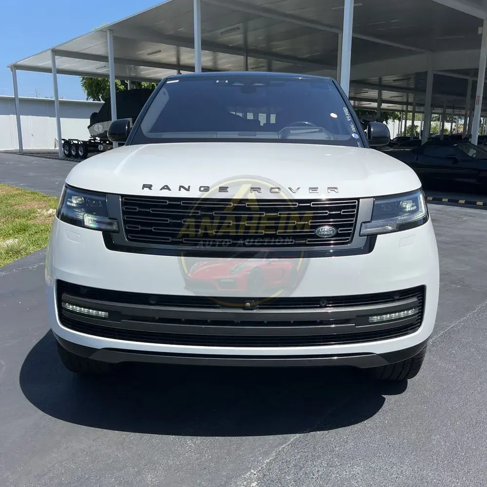 2023 Land Rover Range Rover P530 SE LWB