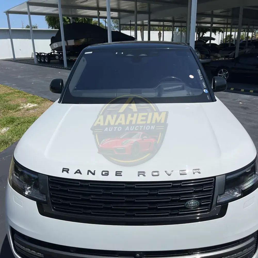 2023 Land Rover Range Rover P530 SE LWB