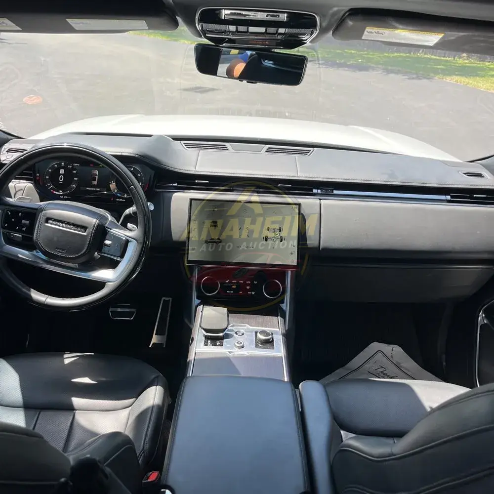 2023 Land Rover Range Rover P530 SE LWB