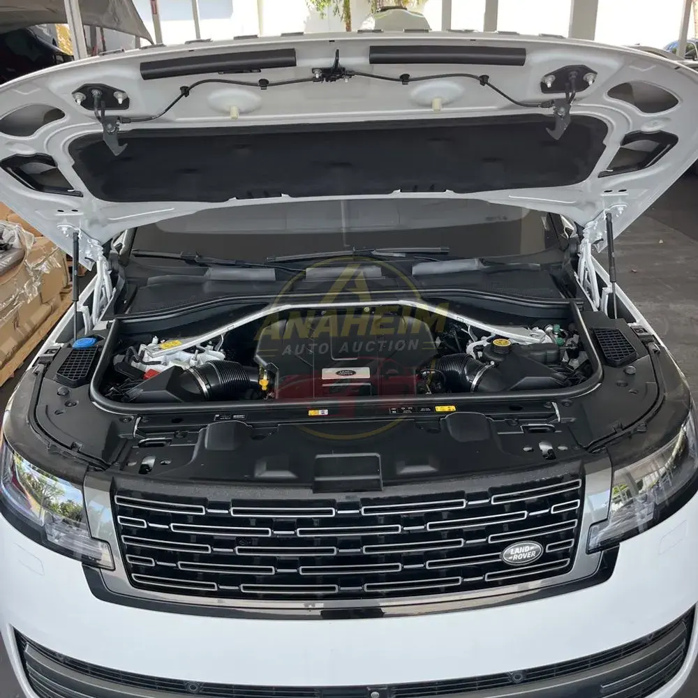 2023 Land Rover Range Rover P530 SE LWB