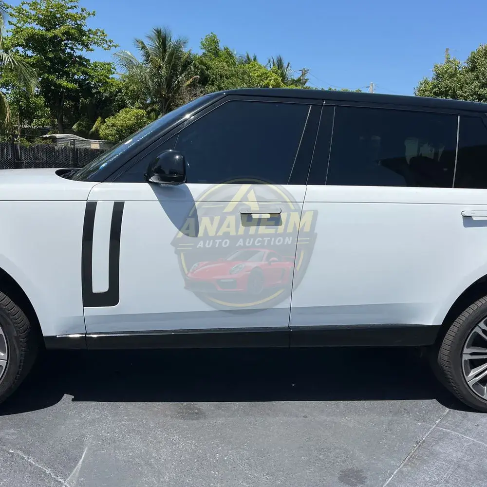 2023 Land Rover Range Rover P530 SE LWB