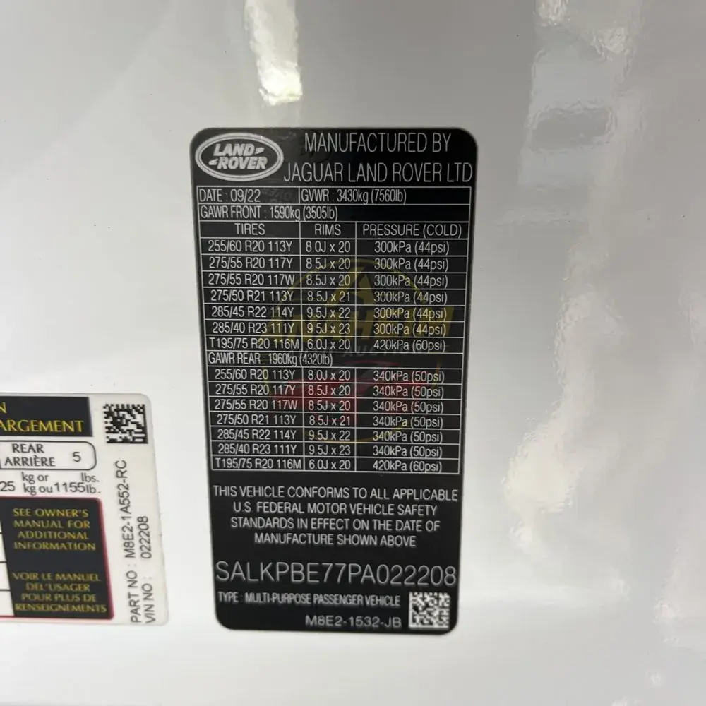 2023 Land Rover Range Rover P530 SE LWB