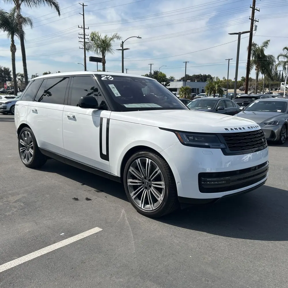 2023 Land Rover Range Rover P530 SE LWB