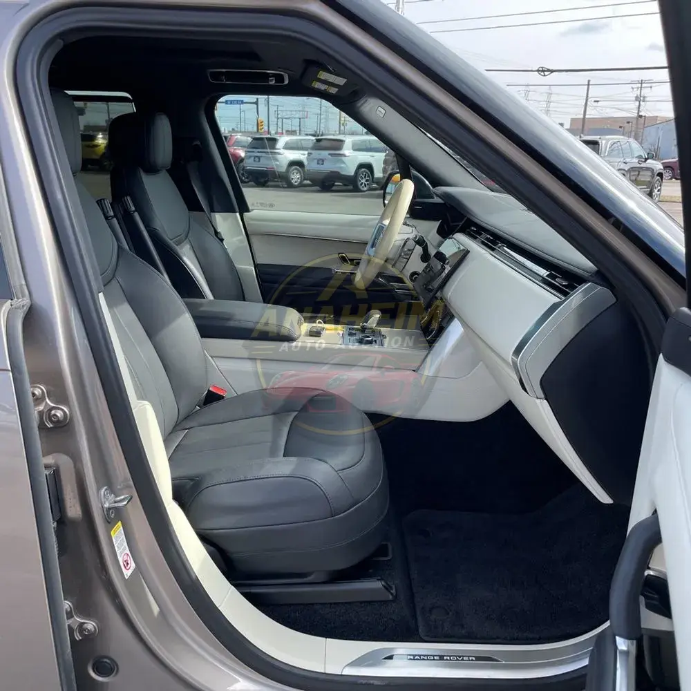 2023 Land Rover Range Rover P400 SE LWB