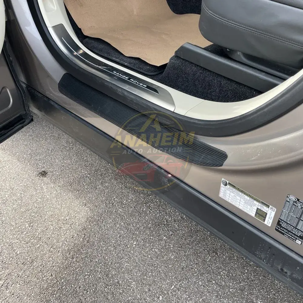 2023 Land Rover Range Rover P400 SE LWB