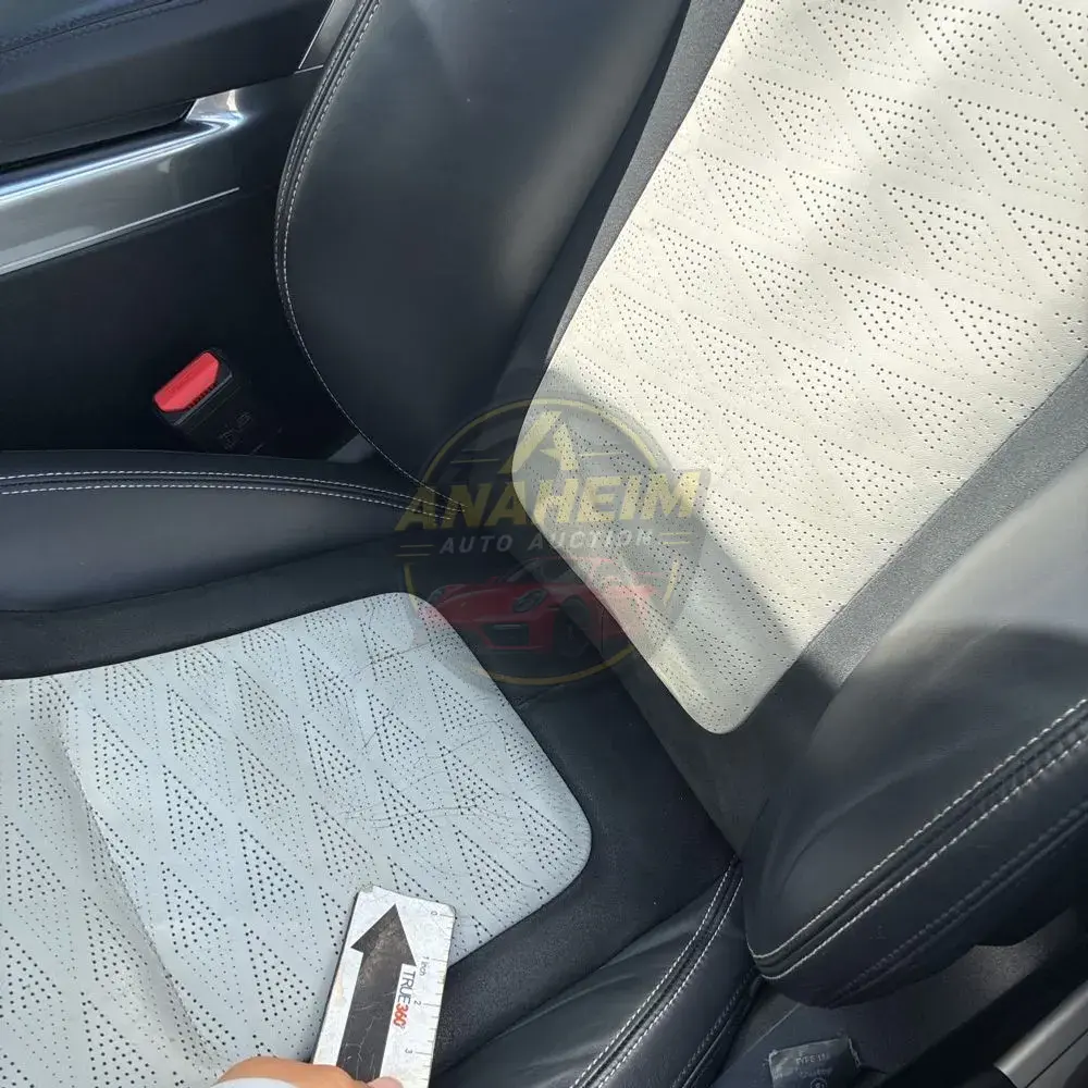 2020 Land Rover Range Rover Sport SVR