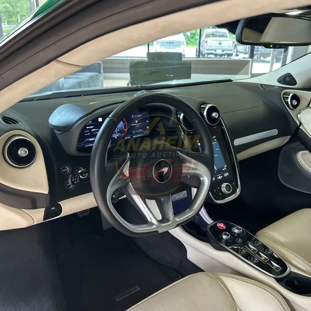 2022 McLaren GT Base 2D Coupe
