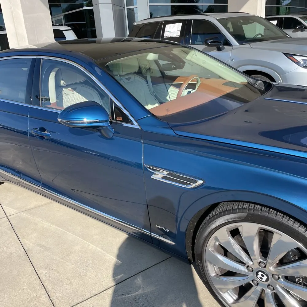 2022 Bentley Flying Spur Base