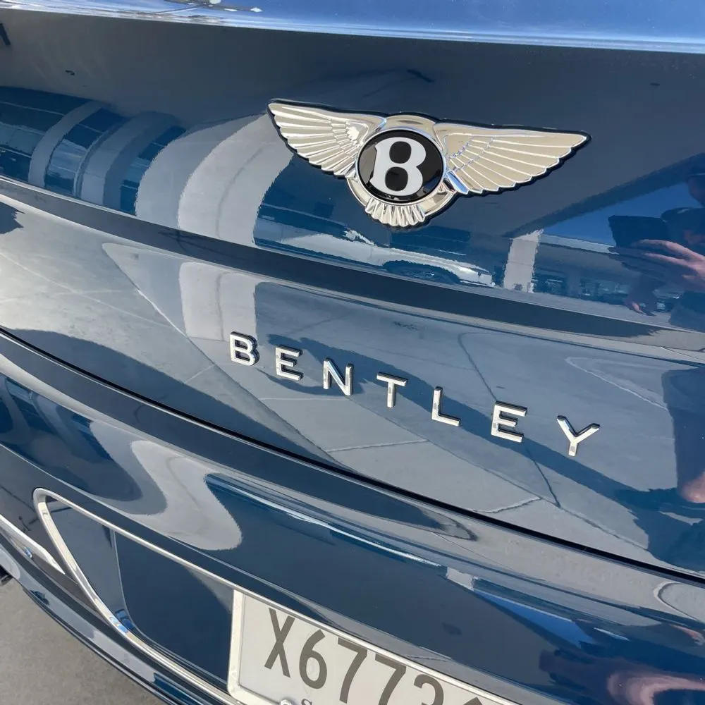 2022 Bentley Flying Spur Base