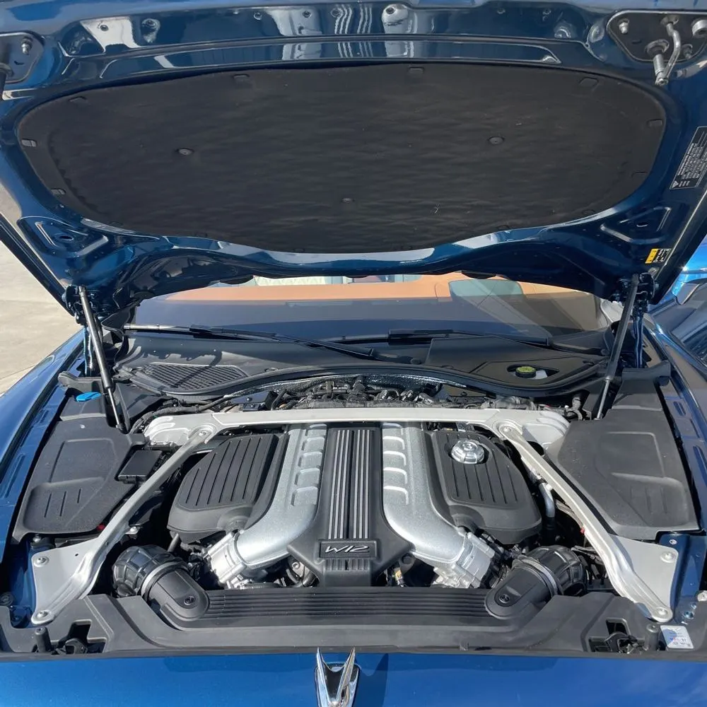 2022 Bentley Flying Spur Base