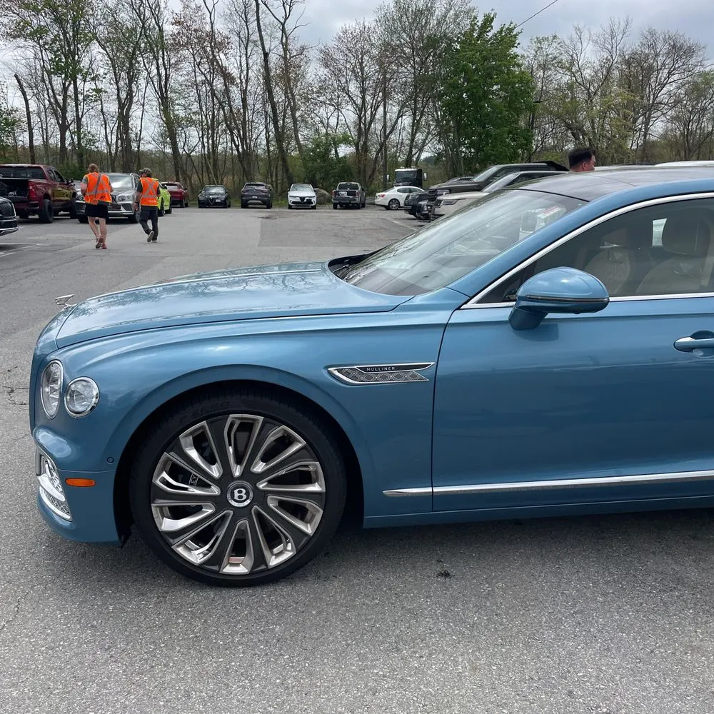 2023 Bentley Flying Spur V8