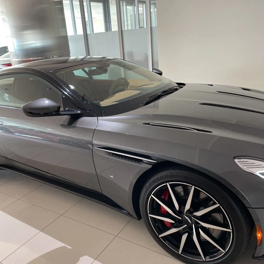 2017 Aston Martin DB11 Base