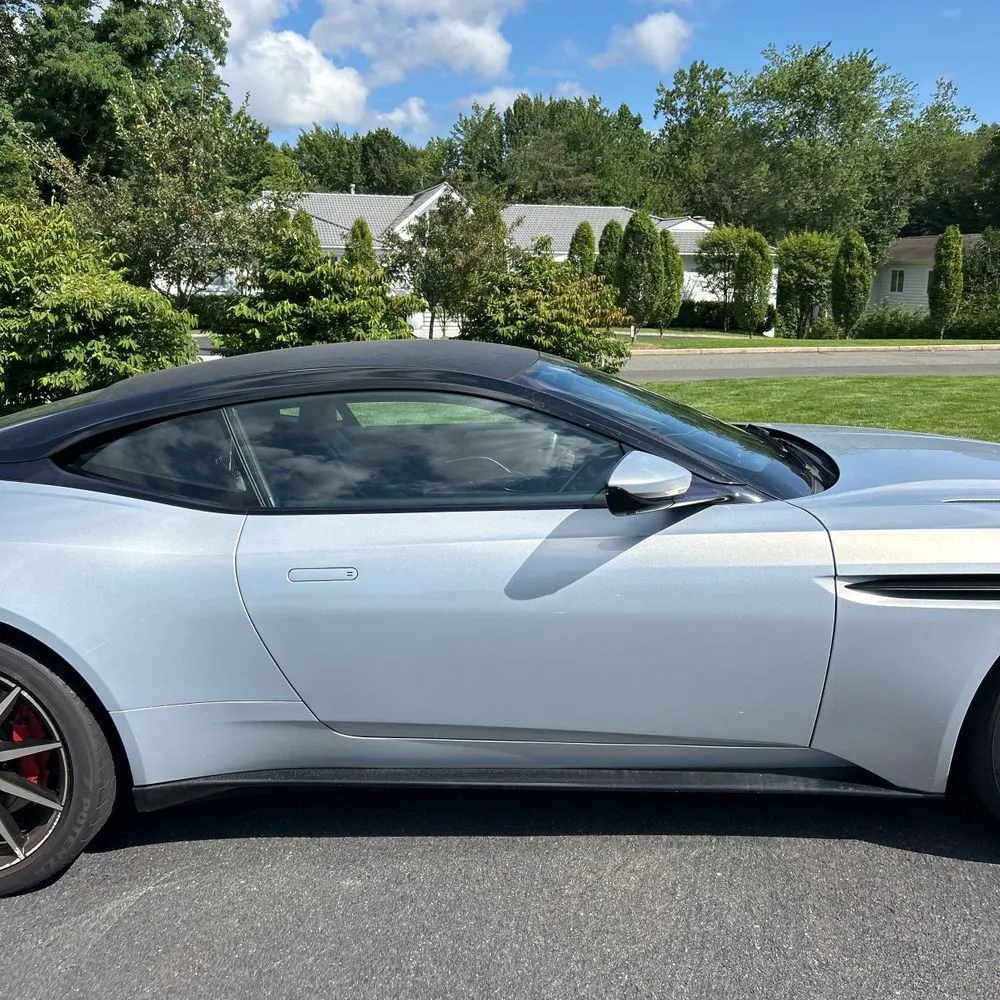 2018 Aston Martin DB11 Base
