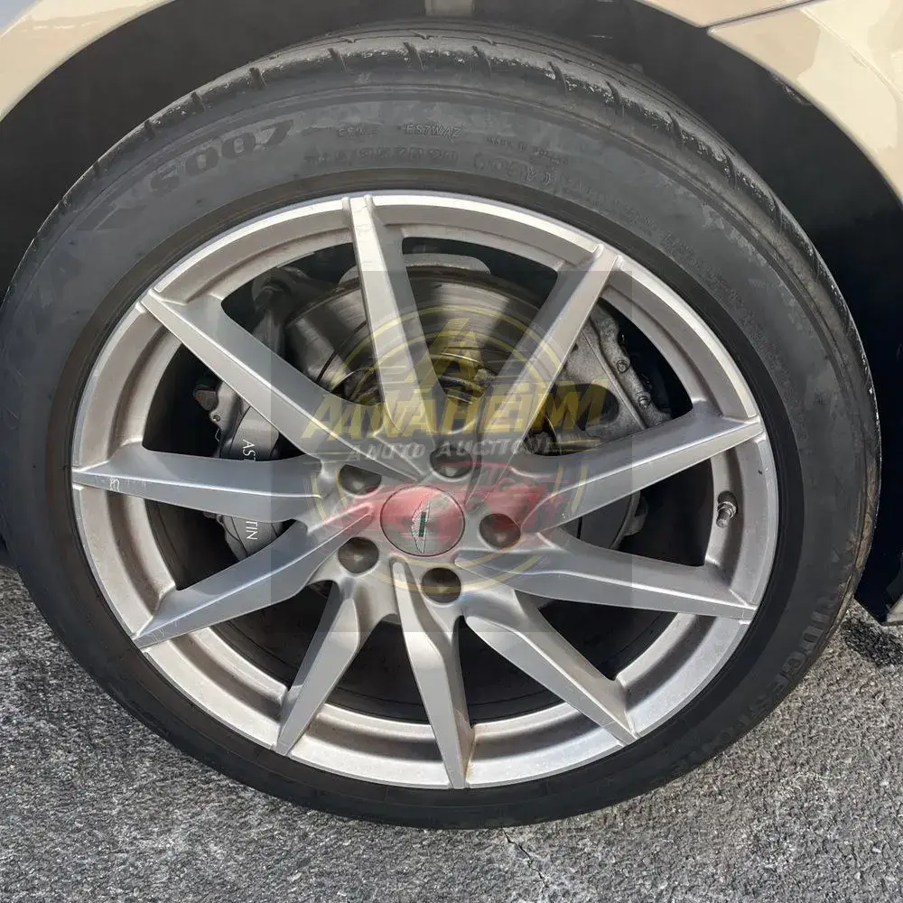 2020 Aston Martin DB11 Base