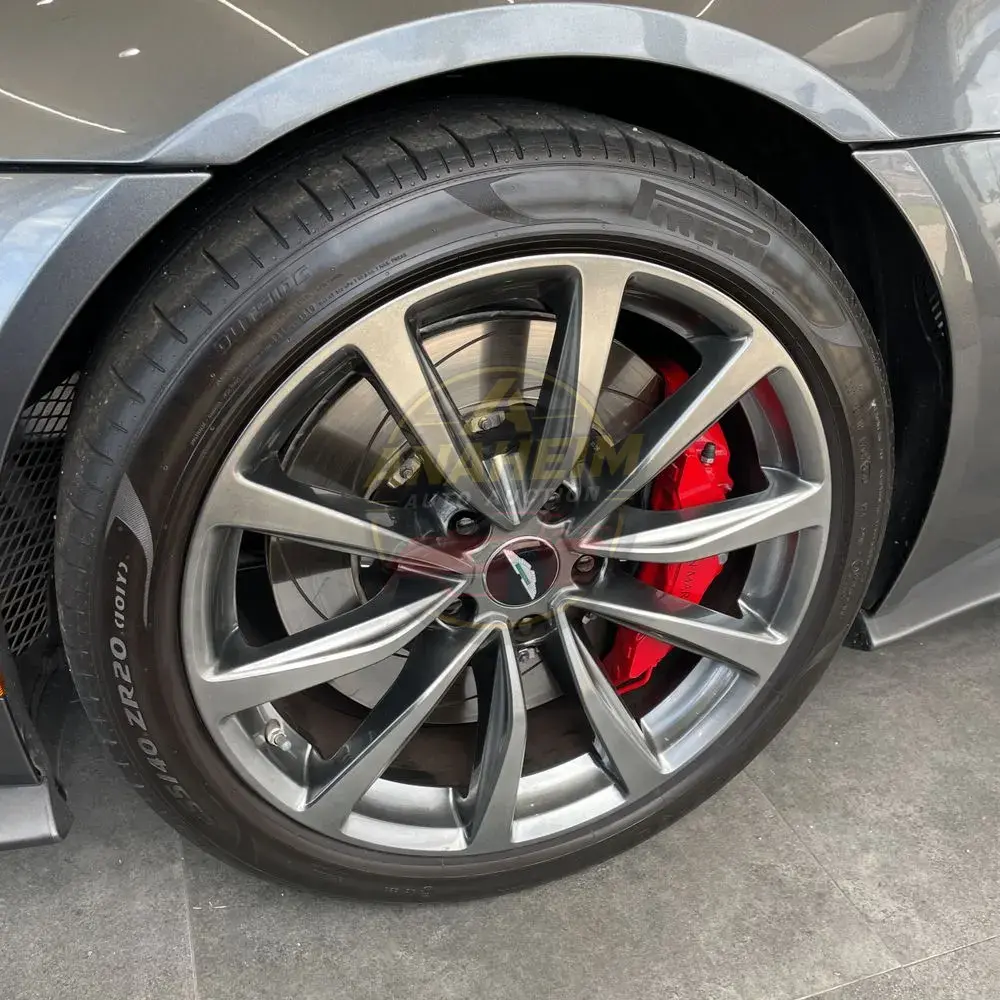 2020 Aston Martin Vantage Base