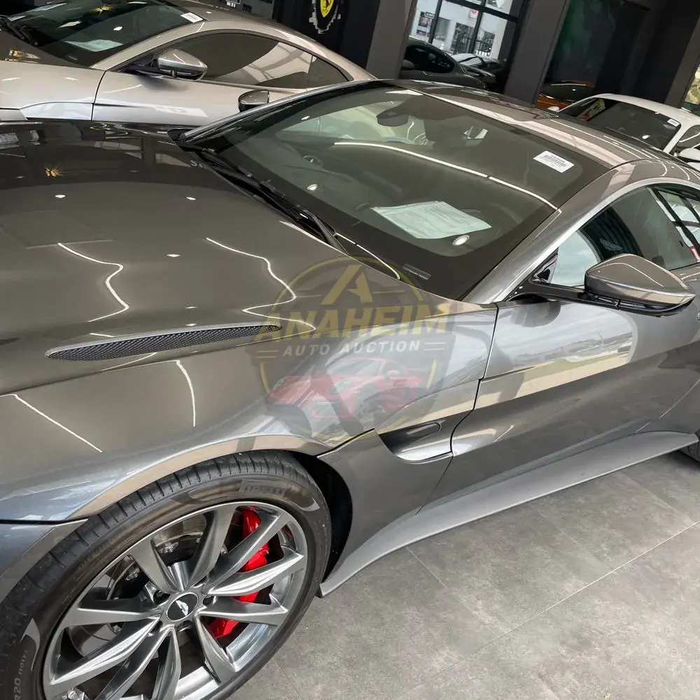 2020 Aston Martin Vantage Base