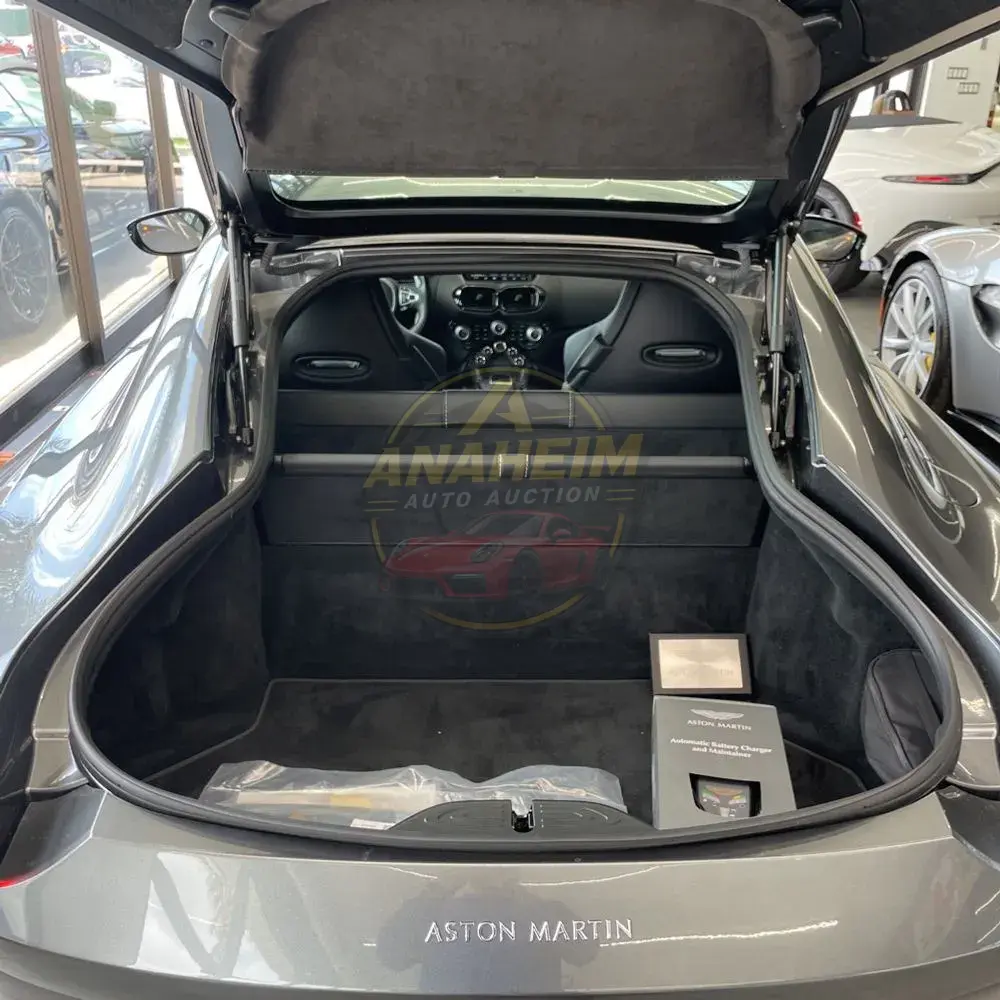 2020 Aston Martin Vantage Base