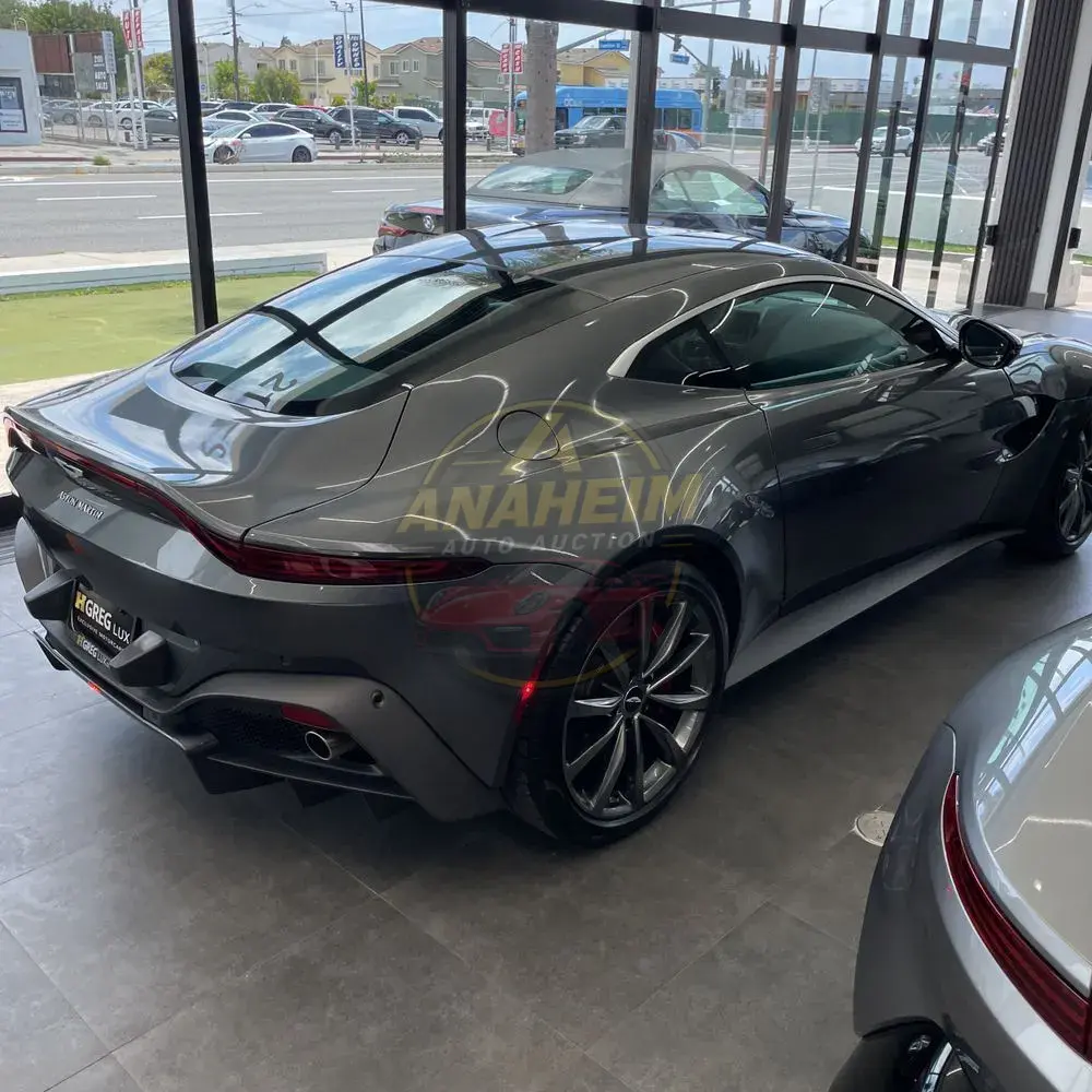 2020 Aston Martin Vantage Base