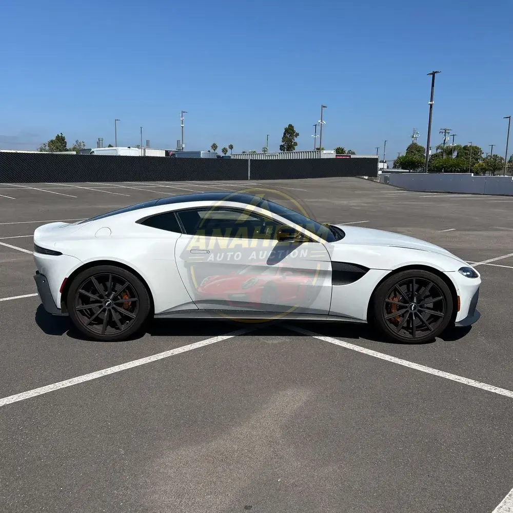 2020 Aston Martin Vantage