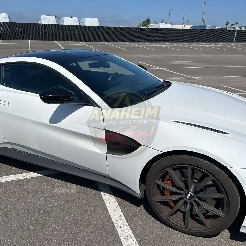 2020 Aston Martin Vantage