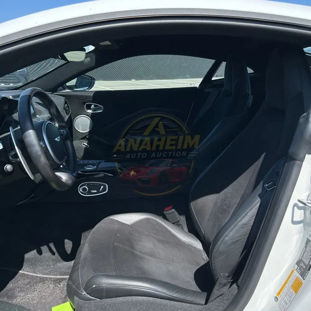 2020 Aston Martin Vantage