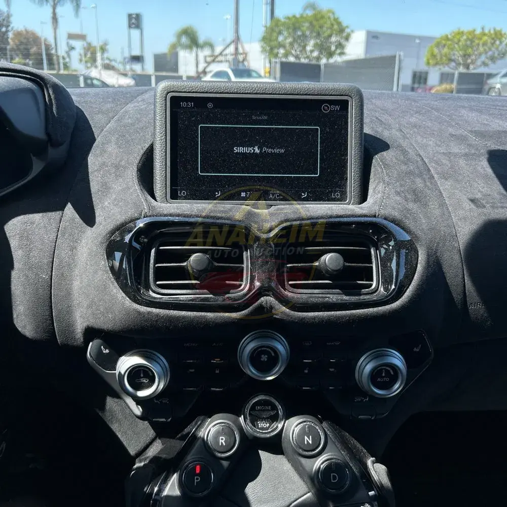2020 Aston Martin Vantage