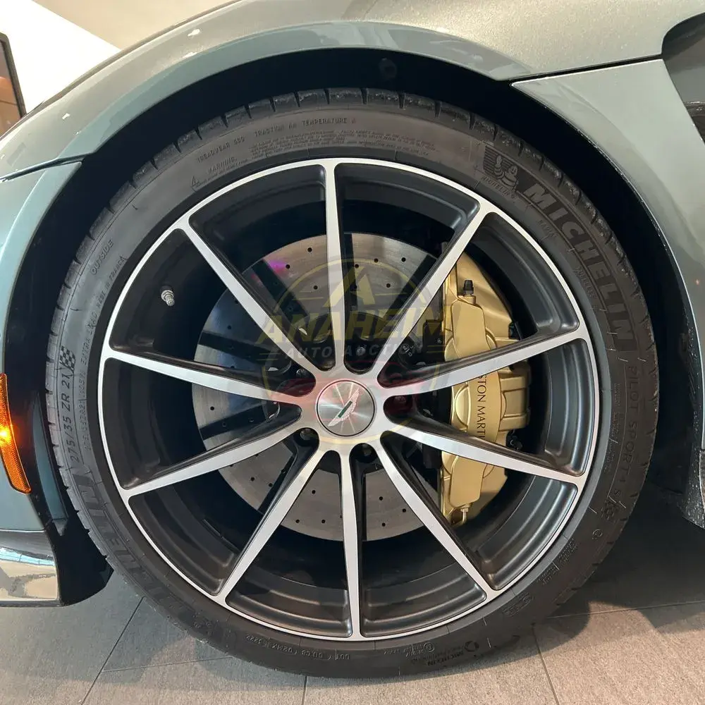 2023 Aston Martin Vantage V12