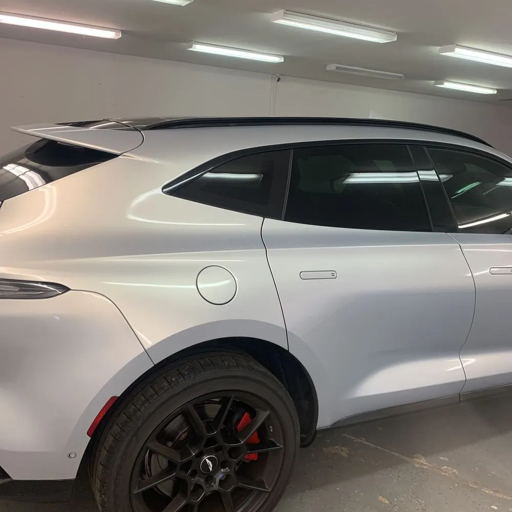 2021 Aston Martin DBX Base