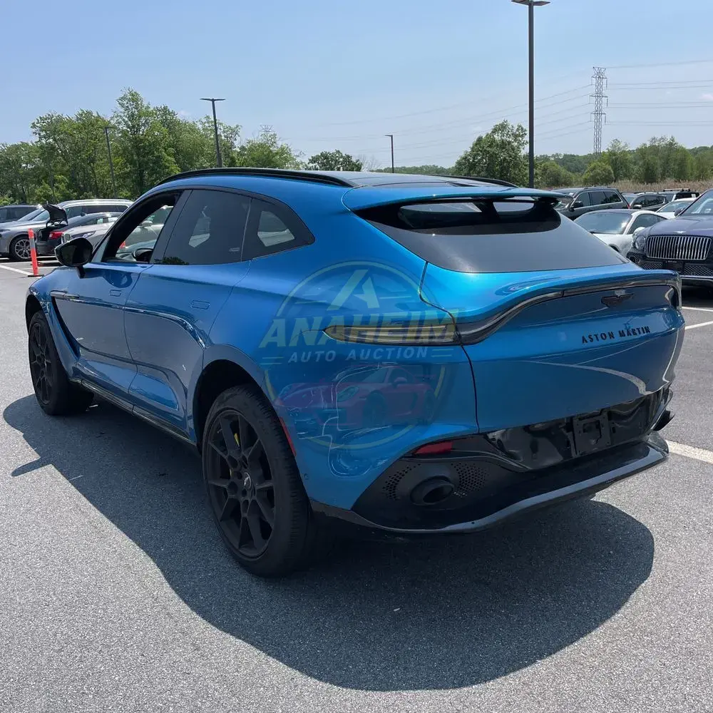 2021 Aston Martin DBX Base