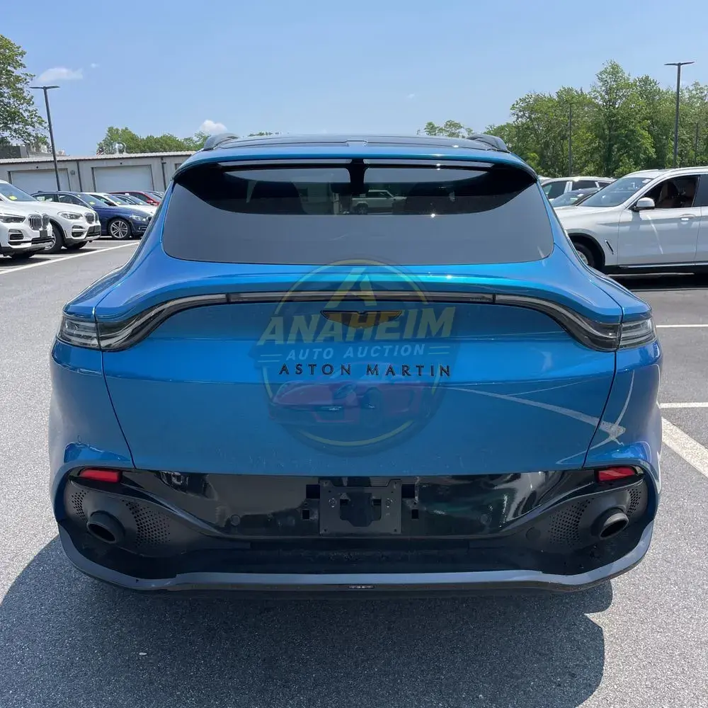 2021 Aston Martin DBX Base
