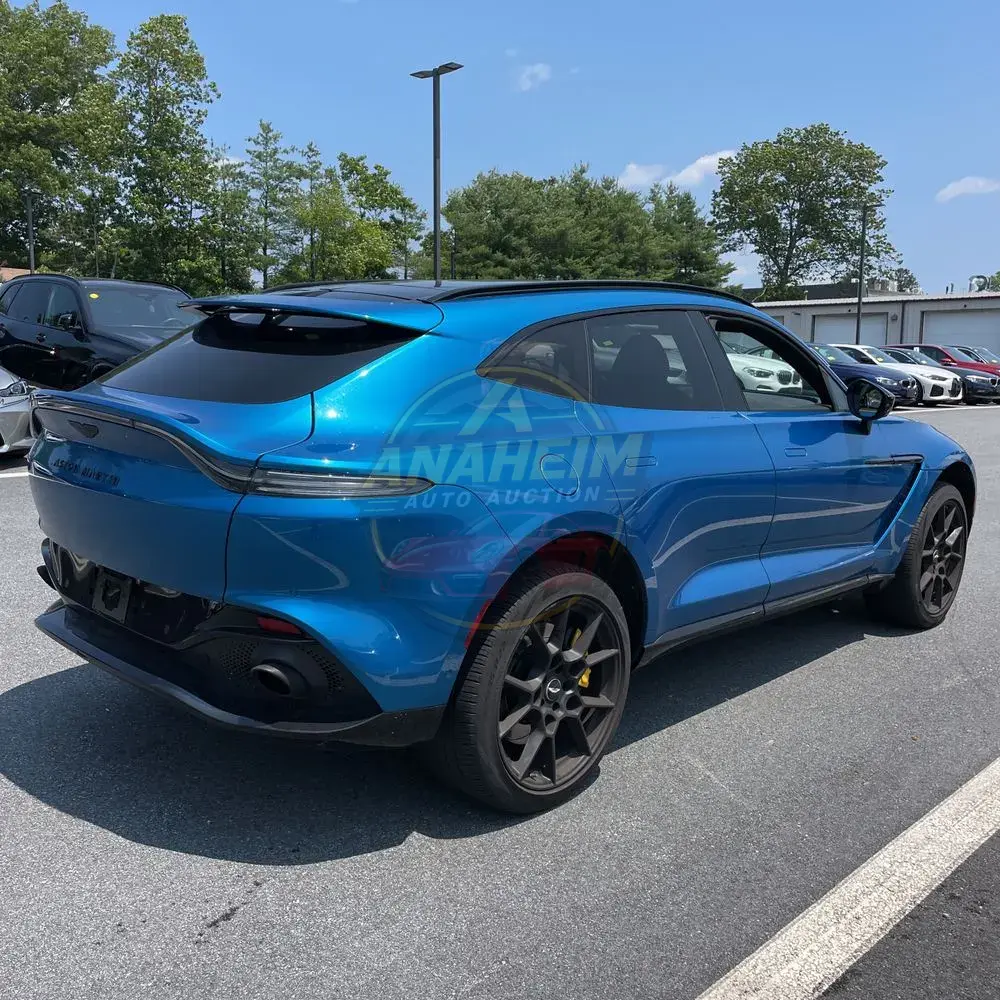 2021 Aston Martin DBX Base