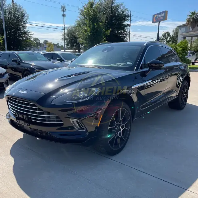 2021 Aston Martin DBX Base