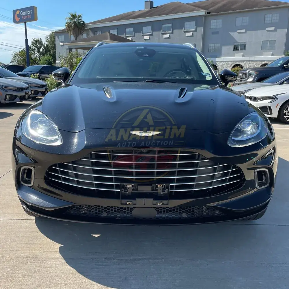2021 Aston Martin DBX Base