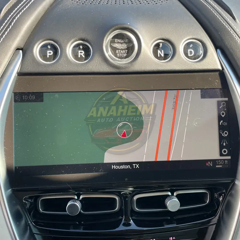 2021 Aston Martin DBX Base