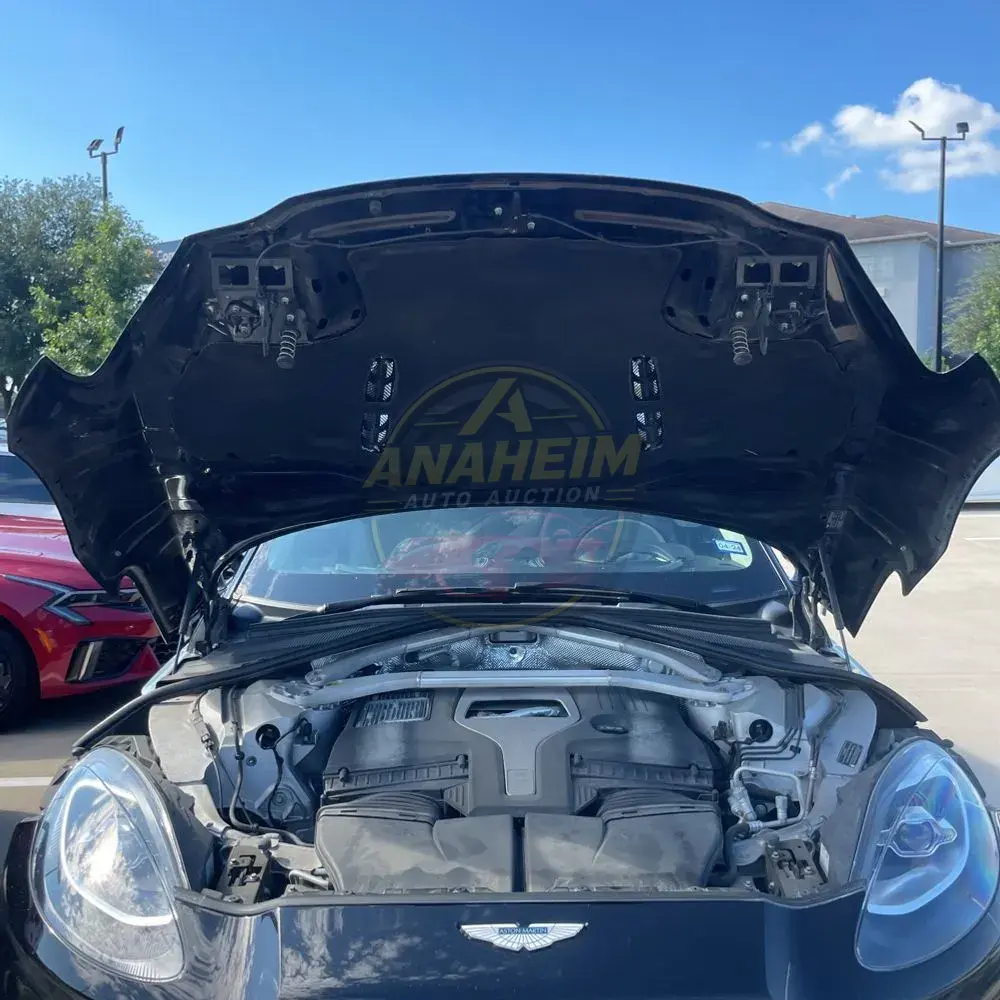 2021 Aston Martin DBX Base