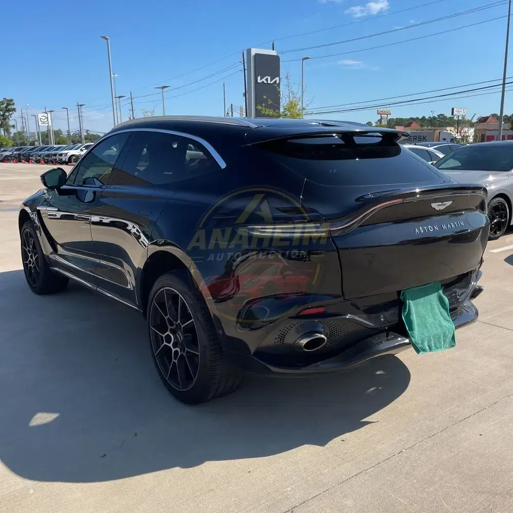 2021 Aston Martin DBX Base
