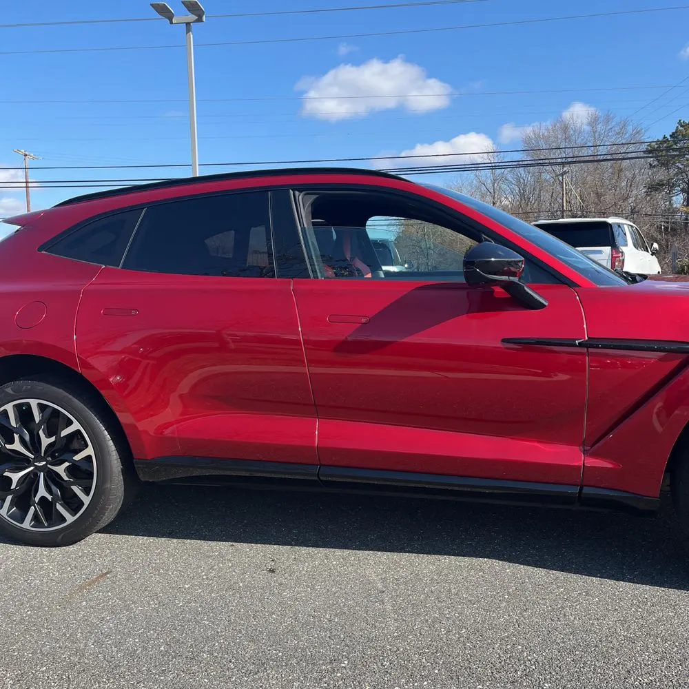 2022 Aston Martin DBX Base