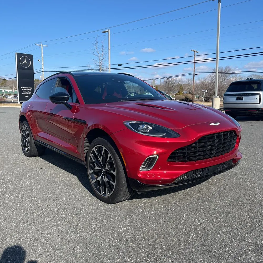 2022 Aston Martin DBX Base