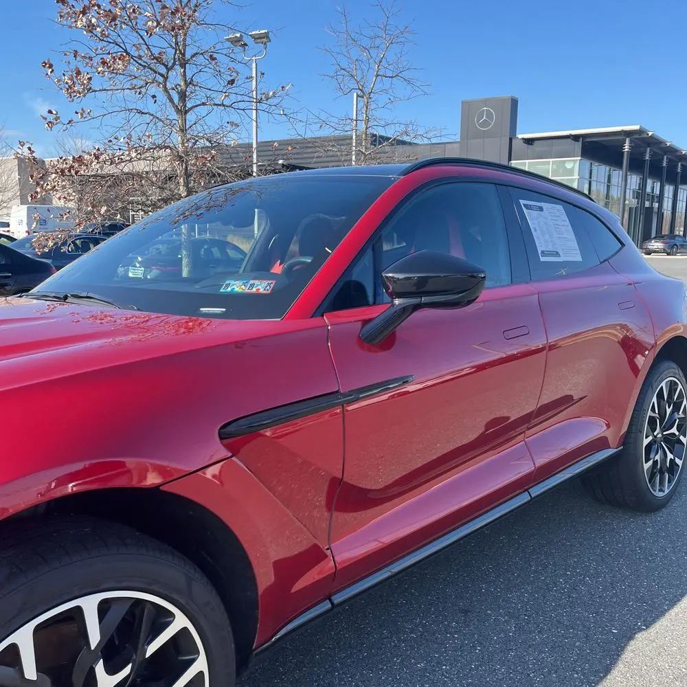 2022 Aston Martin DBX Base