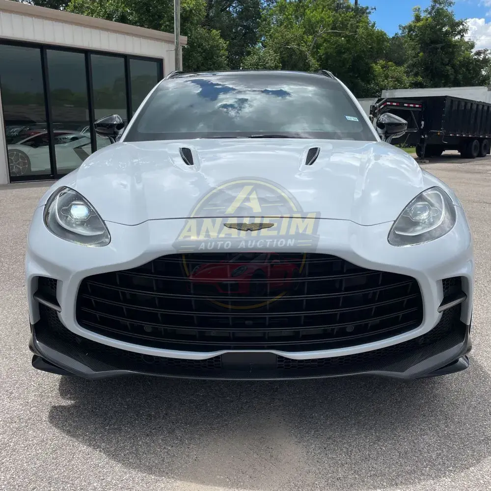 2023 Aston Martin DBX 707