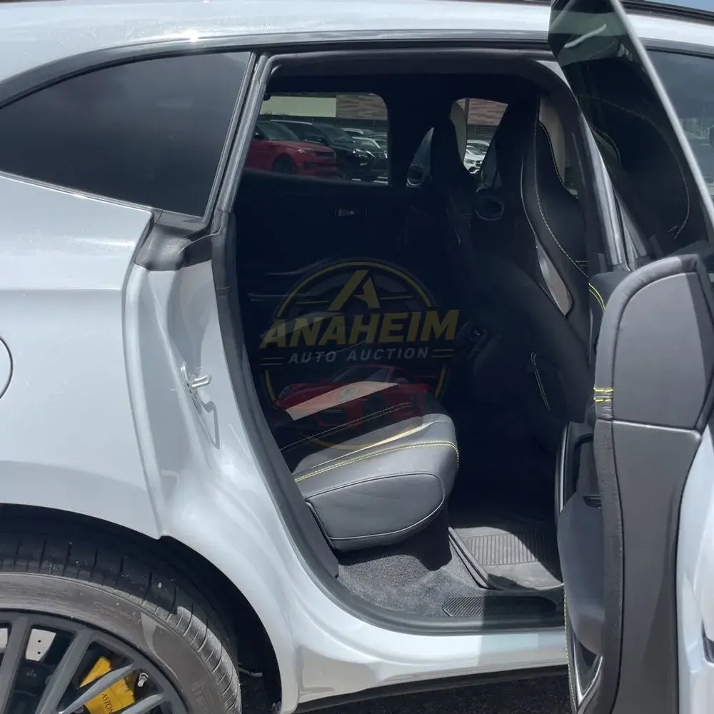2023 Aston Martin DBX 707