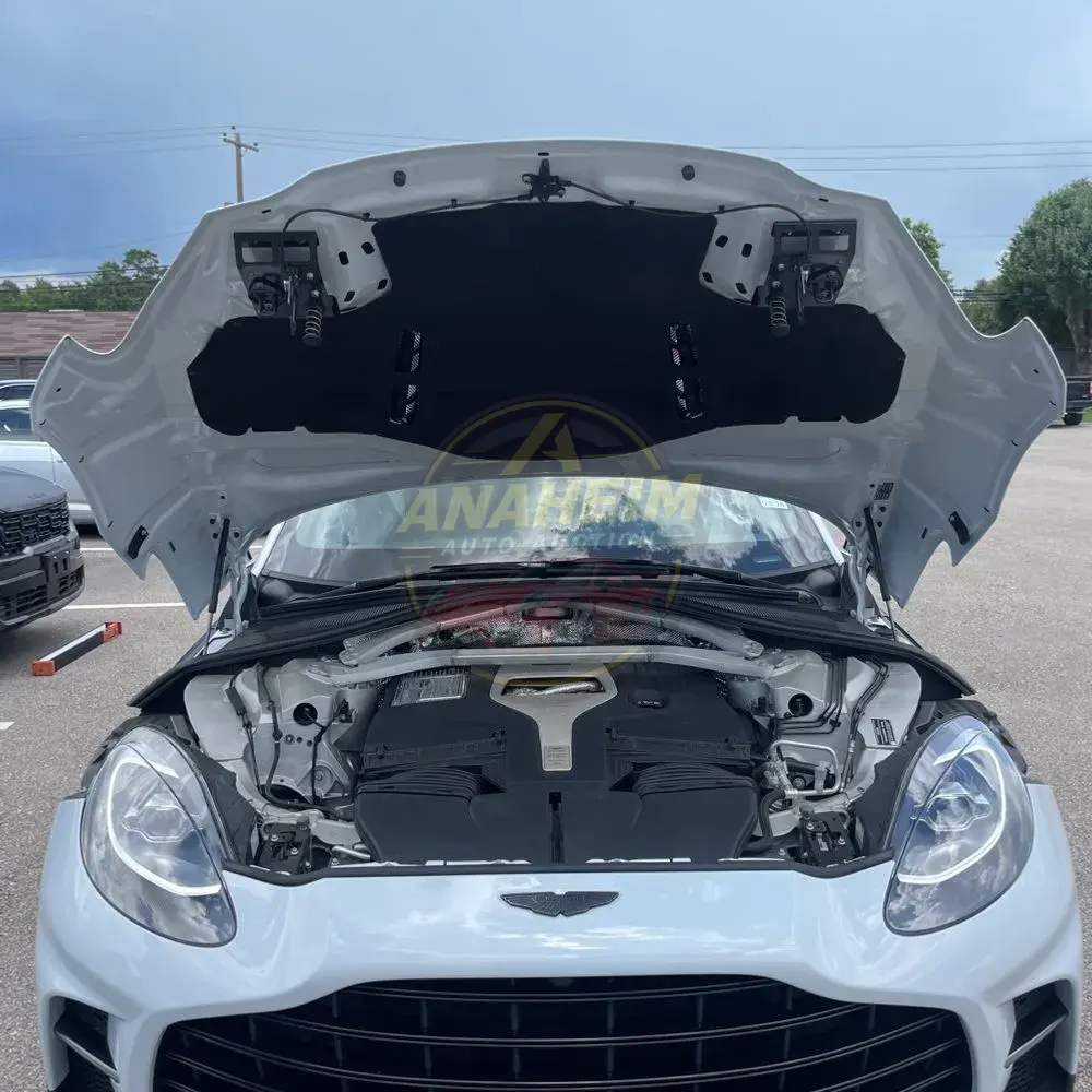 2023 Aston Martin DBX 707