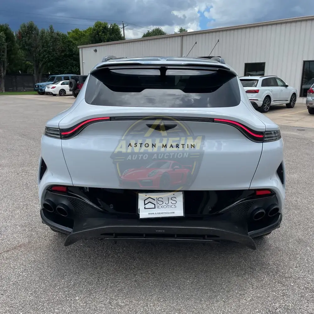 2023 Aston Martin DBX 707