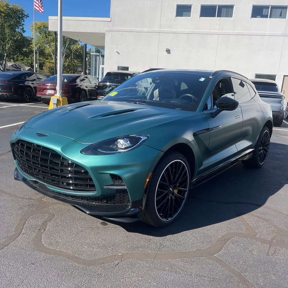 2023 Aston Martin DBX 707